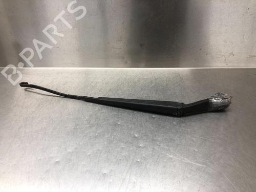 Used Front windshield wiper arm HYUNDAI GETZ (TB) 1.1 (67 hp) 13414454