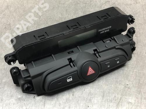 Used Display monitor Display monitor HYUNDAI ix20 (JC) 1.4 (90 hp) 11049348 11049348