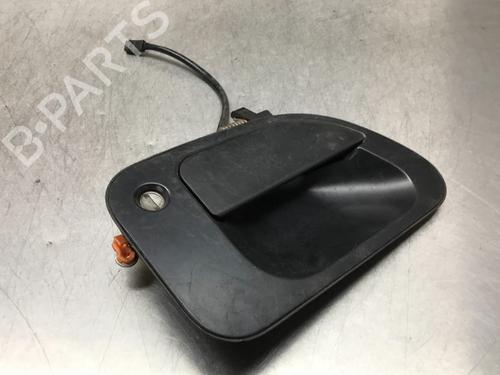 Used Exterior handle MITSUBISHI L400 Bus (PD_W, PC_W, PA_V, PB_V, PA_W) 2500 TD (PA5W) (87 hp) 10812970