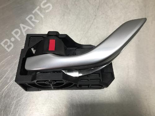 Used Front left exterior door handle MAZDA CX-5 (KE, GH) 2.2 D (KE2FW) (150 hp) 10849645
