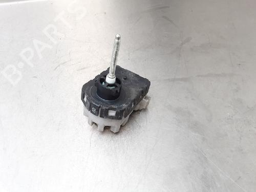 Used Headlight adjuster motor SUBARU IMPREZA Hatchback (GR, GH, G3) 2.0 D AWD (150 hp) 13177793