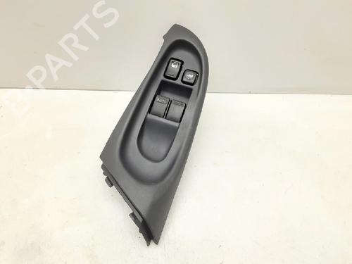 Used Switch NISSAN ALMERA II (N16) 1.8 (114 hp) 10815587