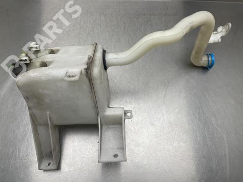Used Windscreen washer tank Windscreen washer tank SUZUKI SWIFT III (MZ, EZ) 1.3 (RS413, ZC11S) (92 hp) 10859980 10859980