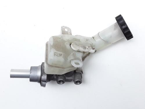 Brake master cylinder MITSUBISHI LANCER VIII (CY_A, CZ_A) 1.8 (CY3A, CY6A) | BP10853257M77