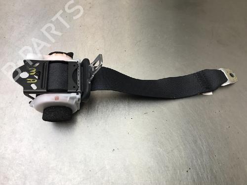 Sikkerhedssele bag midten SUZUKI SWIFT V (AZ) 1.2 (A2L412, ZC83S) (90 hp) 13177830