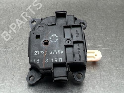 Used Electronic module NISSAN NOTE (E12) 1.2 (80 hp) 16647817