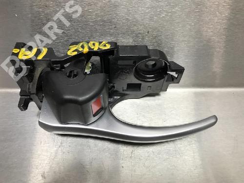 rear-left-exterior-door-handle-toyota-c-hr-_x1_-12-ngx10_-ngx10r-2016-10851776 main image