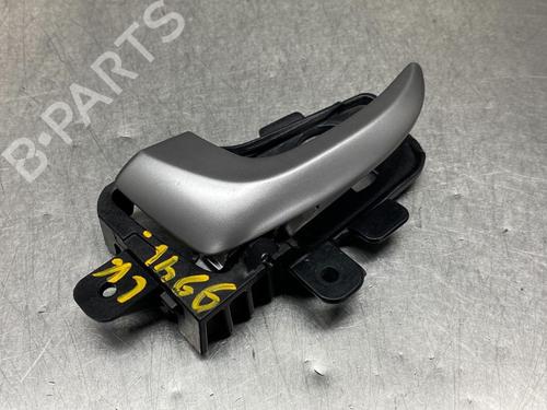 Used Front left exterior door handle HYUNDAI i30 Estate (GD) 1.6 CRDi (110 hp) 11267304