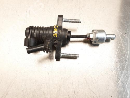 Used Clutch slave cylinder SUBARU TREZIA 1.3 (NSP120X, NSP120L) (99 hp) 13178689