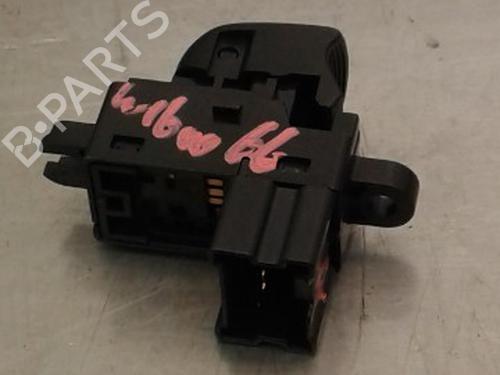 Used Switch NISSAN JUKE (F15) 1.6 (117 hp) 10825590