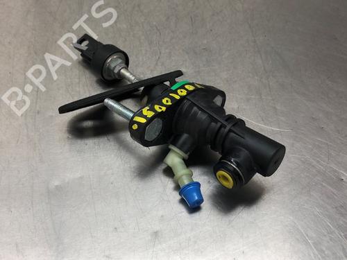 Used Clutch slave cylinder TOYOTA AURIS Estate (_E18_) 1.2 (NRE185_, NRE185R, NRE185H) (116 hp) 15187780