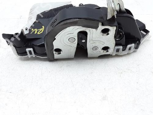 Used Front right lock TOYOTA YARIS (_P13_) 1.0 (KSP130_, KSP130) (69 hp) 10836707