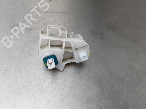 Used Rear bumper bracket TOYOTA YARIS (_P13_) 1.3 (NSP130_, NSP130) (99 hp) 13177761