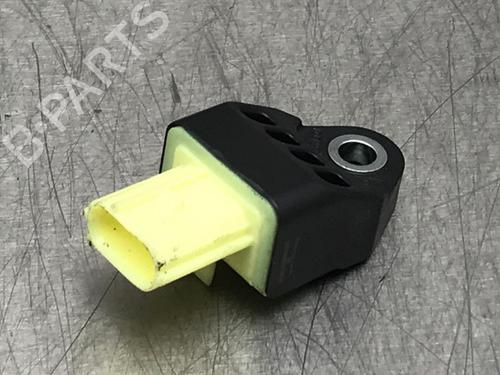 Used Electronic module LEXUS IS III (_E3_) 300h (AVE30_, AVE30R) (223 hp) 13610389