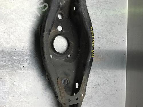 Used Right rear suspension arm TOYOTA AVENSIS Estate (_T27_) 2.0 D-4D (ADT270_, ADT270R) (126 hp) 10847205