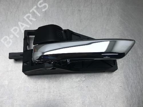 front-left-exterior-door-handle-suzuki-vitara-ly-16-ddis-apk-416d-2015-12232935 main image