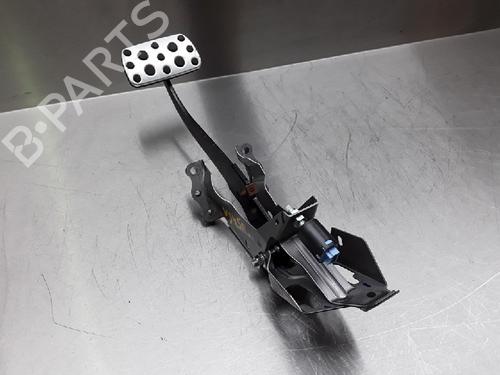 Used Break pedal SUBARU XV (GT) 2.0 i AWD (GT7) (156 hp) 10844240