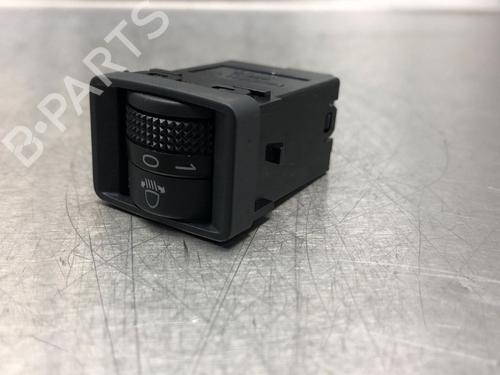 Used Switch NISSAN MICRA V (K14) 1.0 IG-T 100 (101 hp) 15108225