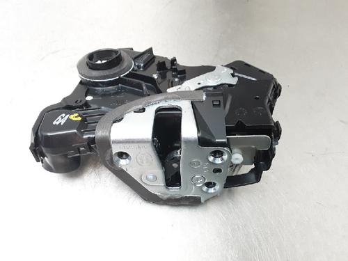 Used Front left lock TOYOTA AURIS (_E18_) 1.8 Hybrid (ZWE186_, ZWE186R) (136 hp) 13177722