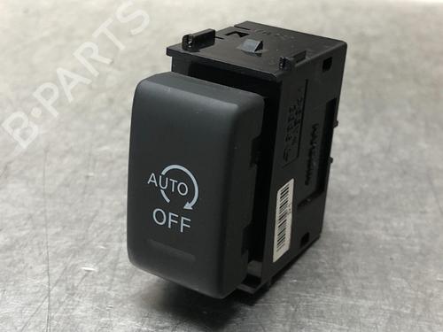 Used Switch NISSAN JUKE (F15) 1.2 DIG-T (115 hp) 12093657