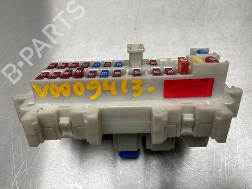 Used Fuse box NISSAN NAVARA NP300 (D40) 2.5 dCi 4WD (171 hp) 10843213