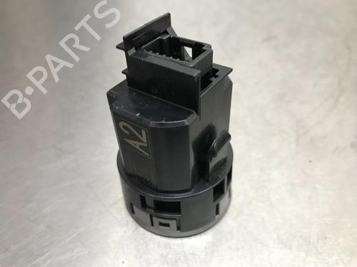 Switch TOYOTA COROLLA Hatchback (_E21_, _EA1_, _EH1_) 1.8 Hybrid (ZWE211, ZWE219) | BP10851045I30 