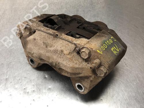 Used Right front brake caliper TOYOTA LAND CRUISER 90 (_J9_) 3.0 TD (KZJ90_, KZJ95_, KZJ90R, KZJ95R, KZJ90W, KZJ95W) (125 hp) 13514355