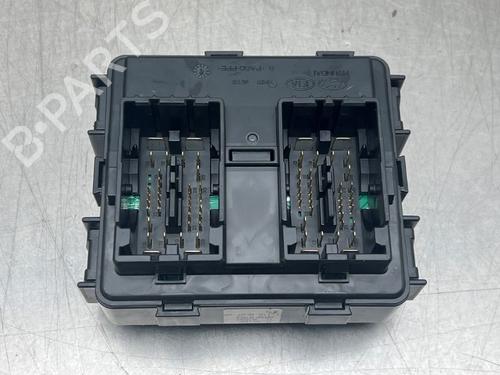 Used Fuse box HYUNDAI TUCSON (TL, TLE) 1.7 CRDi (116 hp) 16734618