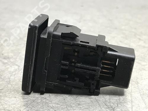 Switch TOYOTA YARIS (_P13_) 1.5 Hybrid (NHP130_, NHP130) | BP10852404I30 