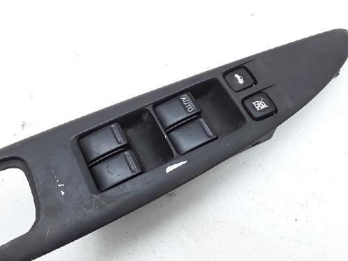 Switch NISSAN PRIMERA (P12) 1.8 | BP10833036I30 