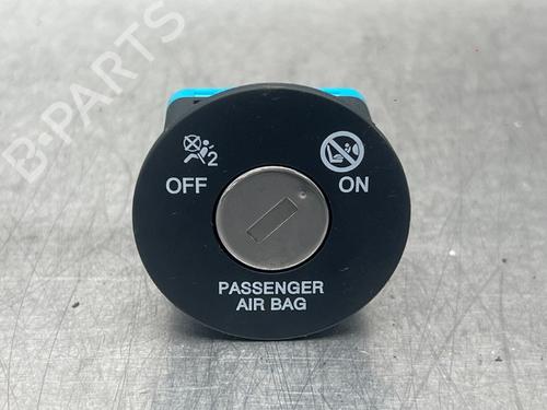 Used Switch KIA PICANTO III (JA) 1.0 T-GDi (100 hp) 17124952