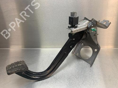 Used Break pedal HYUNDAI i20 II (GB, IB) 1.0 T-GDI (101 hp) 19078059