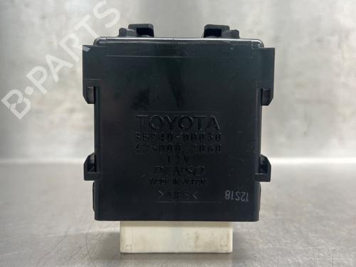 Used Engine control unit (ECU) Engine control unit (ECU) TOYOTA YARIS (_P13_) 1.0 (KSP130_, KSP130) (69 hp) 34634751 34634751