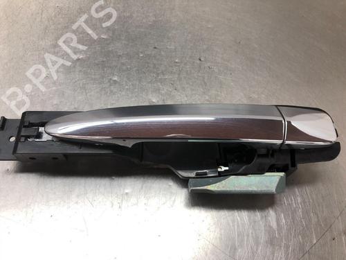 Used Rear right exterior door handle Rear right exterior door handle 17023271 17023271