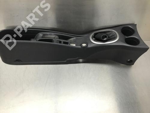Used Armrest / Center console Armrest / Center console NISSAN NOTE (E12) 1.2 (80 hp) 10855014 10855014