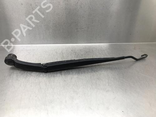 Used Front windshield wiper arm HYUNDAI i20 II (GB, IB) 1.0 T-GDI (101 hp) 14935693