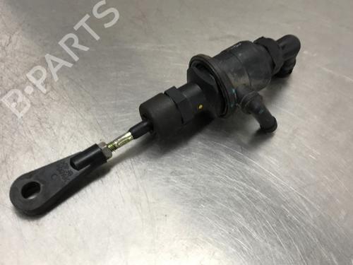Clutch slave cylinder KIA SPORTAGE III (SL) 2.0 CVVT | BP13179938M113 