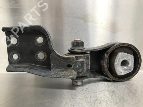 Apoio da caixa TOYOTA YARIS (_P13_) 1.5 Hybrid (NHP130_) | BP10853421M88