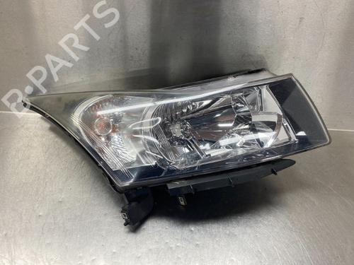 Used Left headlight CHEVROLET CRUZE (J300) 1.8 (141 hp) 13692506