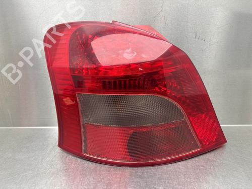 Used Left taillight TOYOTA YARIS (_P9_) 1.3 VVT-i (SCP90_, SCP90R) (87 hp) 33181131