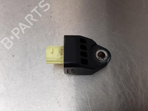 Módulo eletrónico SUBARU TREZIA 1.3 (NSP120X, NSP120L) (99 hp) 10846376