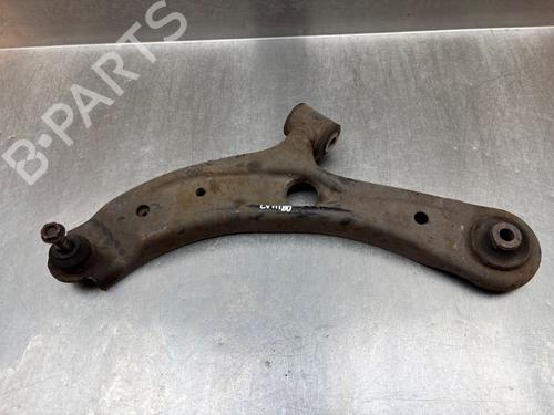 Querlenker links vorne für SUZUKI SWIFT IV (FZ, NZ) 1.2 (AZH412, ZC72S) (94 hp) 33181340
