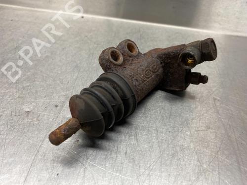Used Clutch slave cylinder HYUNDAI ix35 (LM, EL, ELH) 1.6 (135 hp) 13182686
