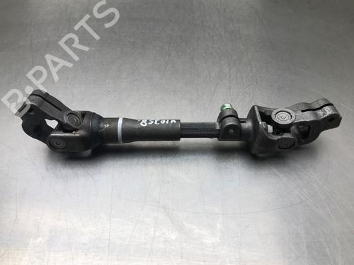 Used Steering column universal joint TOYOTA YARIS (_P13_) 1.3 (NSP130_, NSP130) (99 hp) 17761408