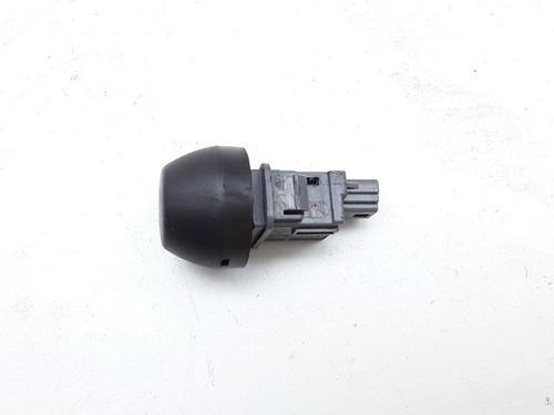 Used Warning switch TOYOTA RAV 4 III (_A3_) 2.2 D 4WD (ALA30_, ALA30R) (177 hp) 13171655