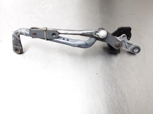 Front wipers mechanism TOYOTA YARIS (_P13_) 1.0 (KSP130_, KSP130) | BP10845555C83 