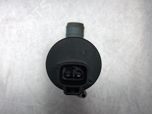 Washer pump TOYOTA YARIS (_P13_) 1.4 D (NLP130_, NLP130) | BP13185913E24 