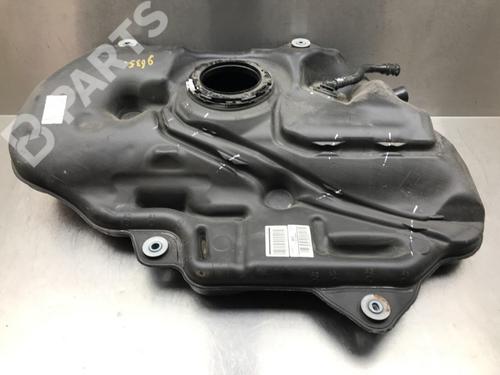 Used Fuel tank Fuel tank TOYOTA COROLLA Hatchback (_E21_, _EA1_, _EH1_) 1.8 Hybrid (ZWE211) (98 hp) 10853679 10853679