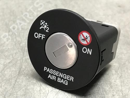 Schakelaar HYUNDAI i40 I CW (VF) 1.7 CRDi (141 hp) 10857819