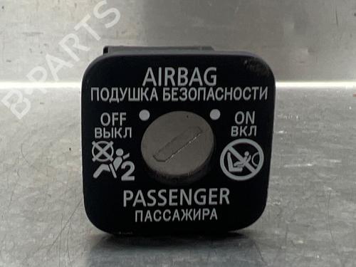 Kombi Kontakt / Stilkkontakt MITSUBISHI OUTLANDER III (GG_W, GF_W, ZJ, ZL, ZK) 2.0 Hybrid 4WD (GG2W) (200 hp) 17122230